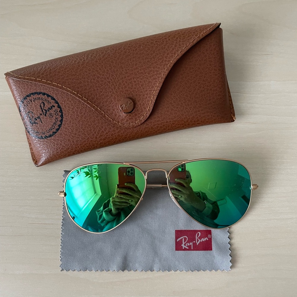 Ray-Ban Aviator Flash lens polarized sunglasses
